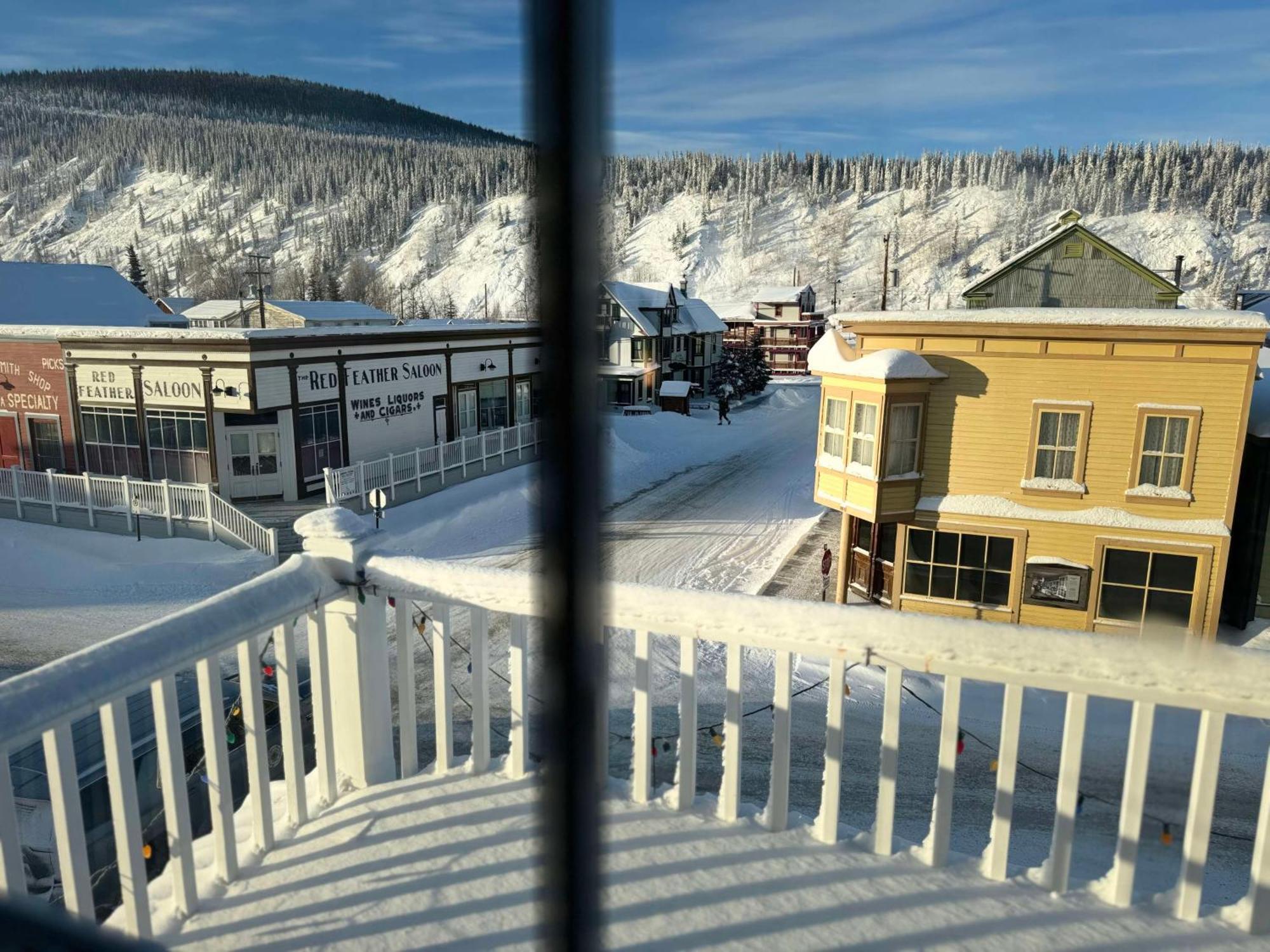 Eldorado, A Coast Hotel ドーソン・シティ エクステリア 写真